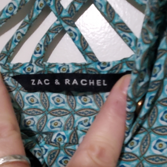 Zac&Rachel Patterned Sleeveless Top Sz. S - Picture 4 of 4